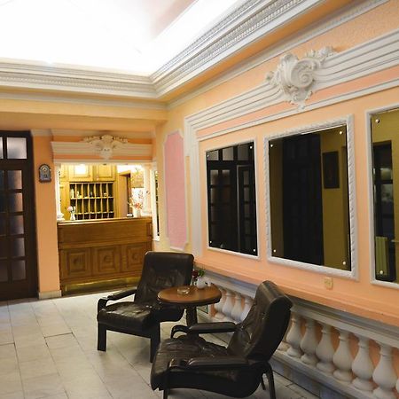Hotel Beli Dvor Sombor Exterior foto